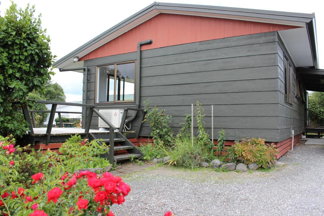 Bram'S Bach Taupo Exterior foto